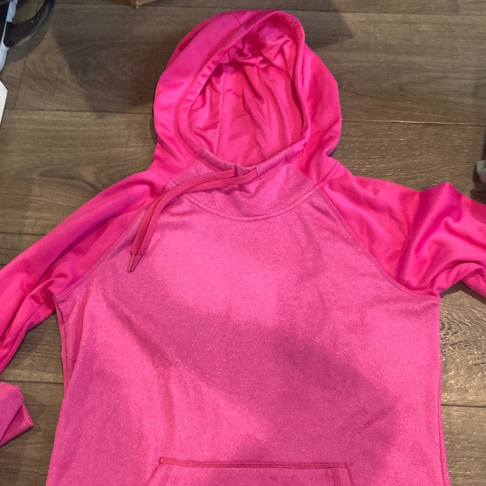 Danskin Fuchsia Activewear Top
